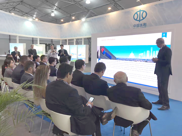 1522046849948822.jpg 中國電建企業宣講會現場.jpg