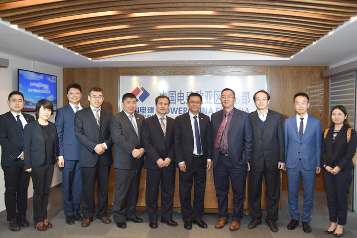 1524102720222229.jpg 合影.jpg