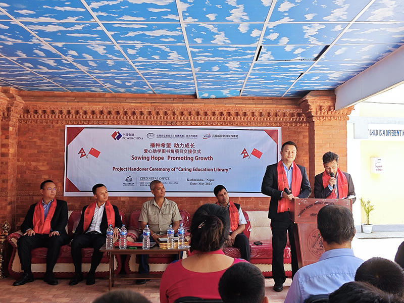 5.30加德滿都學(xué)校圖書(shū)捐贈(zèng)儀式3.jpg