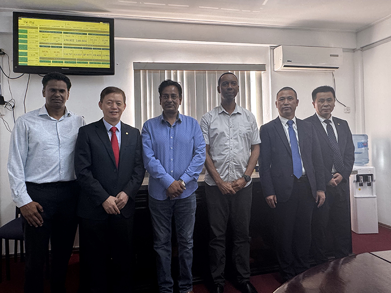 6. 張國來一行與圭亞那電力公司負責人會晤.jpg